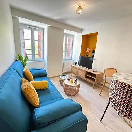 La Madeleine Apartment *